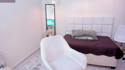 Snapshot of magicvenus111 chatting on 11.06.25 Venus online show from 11.06.25