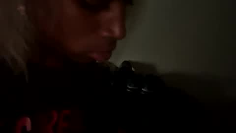 Snapshot of magiicboo chatting on 11.08.25 magiicboo online show from 11.08.25