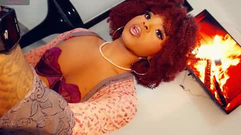 Snapshot of magilife chatting on 02.12.26 magilife online show from 02.12.26