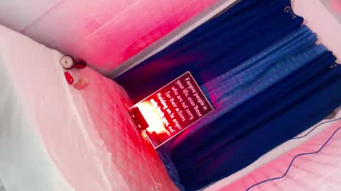 Snapshot of magnifecentcock69_mocah chatting on 03.08.25 Mocah online show from 03.08.25