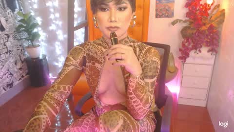 Snapshot of magnificentlydevilqueen chatting on 09.14.25 MagnificentlyDEVILQueen online show from 09.14.25