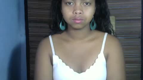 Snapshot of magowan chatting on 09.16.25 MARGOWAN online show from 09.16.25