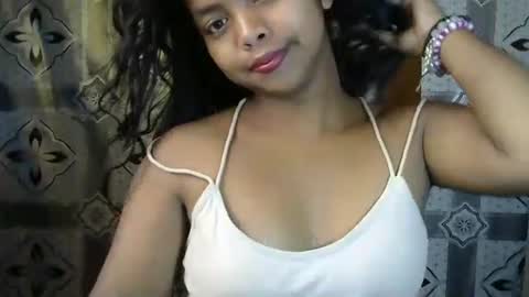 Snapshot of magowan chatting on 10.10.25 MARGOWAN online show from 10.10.25