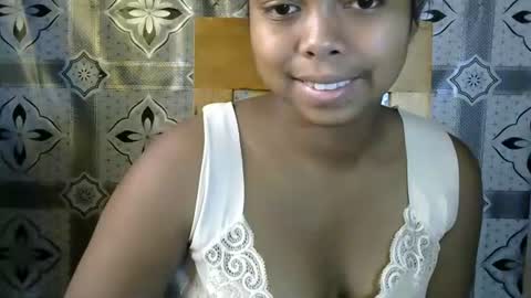 Snapshot of magowan chatting on 10.18.25 MARGOWAN online show from 10.18.25