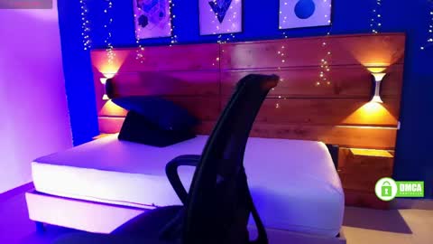 Dani online show from 04.17.26