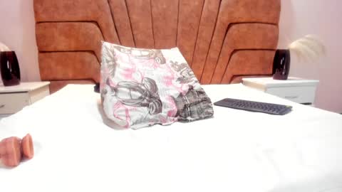 Snapshot of mahiasmith13 chatting on 12.19.24 MAHIA online show from 12.19.24