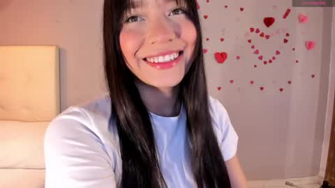 Maia online show from 04.08.26