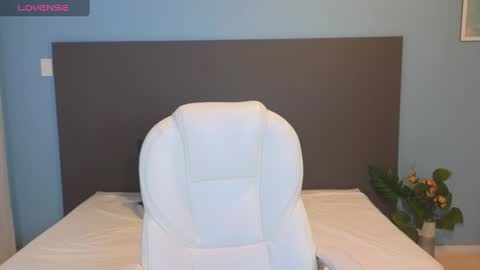 Maiaa Ruiz  online show from 02.27.25