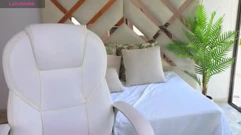 Maiaa Ruiz  online show from 03.08.25