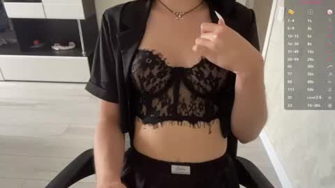 Snapshot of maiabarthe chatting on 07.28.26 M I A online show from 07.28.26