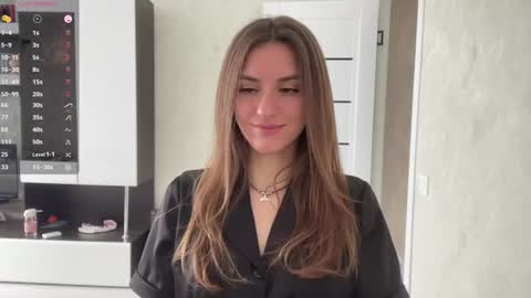 Snapshot of maiabarthe chatting on 07.30.26 M I A online show from 07.30.26
