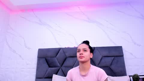 Maia  online show from 11.22.25