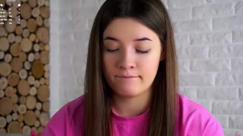 Snapshot of maidabuoy chatting on 02.14.26 Lucy online show from 02.14.26