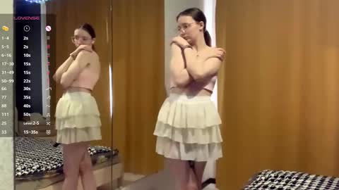 Elina online show from 09.21.25