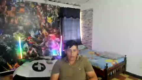 Snapshot of maiker_lozano_ chatting on 10.23.25 maiker lozano online show from 10.23.25