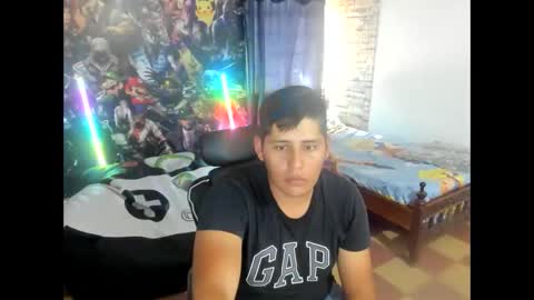 Snapshot of maiker_lozano_ chatting on 10.26.25 maiker lozano online show from 10.26.25