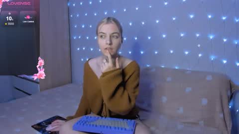 Your kitty online show from 10.16.25