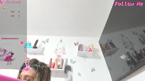 Maylin  online show from 10.26.25