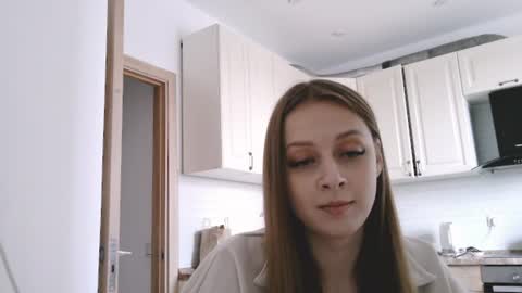 Snapshot of mairytriss chatting on 07.06.26 Alice online show from 07.06.26