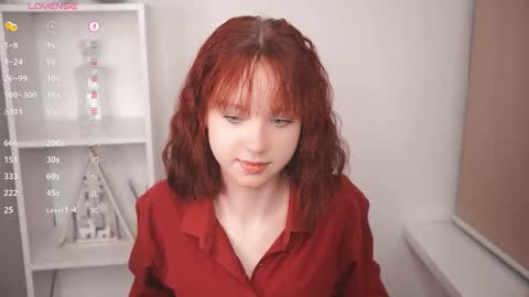 Snapshot of maisiemiller chatting on 02.04.26 Maisie online show from 02.04.26