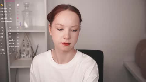 Snapshot of maisiemiller chatting on 02.26.26 Maisie online show from 02.26.26