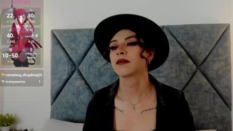 Snapshot of maiskeenzamara chatting on 12.22.25 Zamara.... online show from 12.22.25