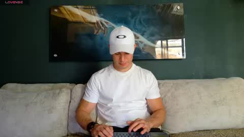 Snapshot of maisonbastian chatting on 06.21.26 Bastian Arslan online show from 06.21.26
