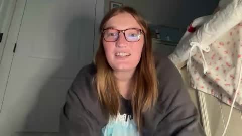 Snapshot of maisystellaxx chatting on 07.14.26 maisystellaxx online show from 07.14.26