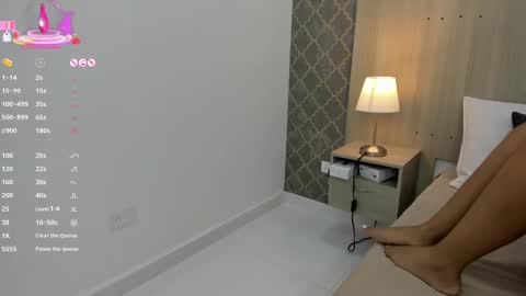   online show from 03.05.25