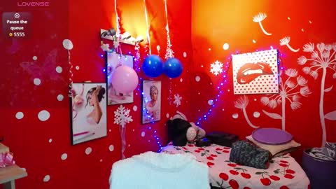 Maite online show from 10.08.25