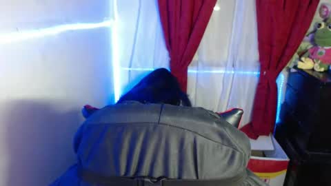 Snapshot of maitte_22 chatting on 01.14.25 Hello friends Im on another account    online show from 01.14.25
