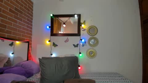 maja_hills online show from 02.12.25