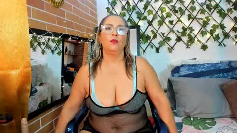 maja_hills online show from 03.06.25