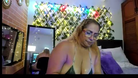 maja_hills online show from 10.07.25