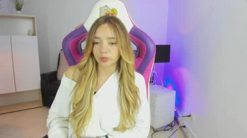 Majo online show from 03.05.25