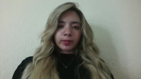 majo_gomezz online show from 02.11.26