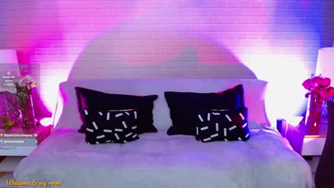 Makarena  online show from 01.14.25
