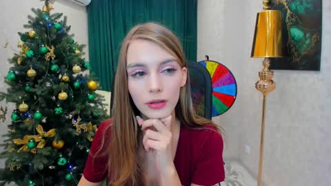 Snapshot of make_love_1 chatting on 12.27.24 Chloe online show from 12.27.24