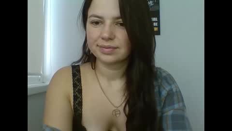 Snapshot of make_mesmile chatting on 02.20.26 make_mesmile online show from 02.20.26