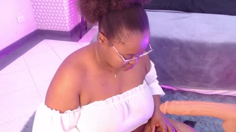 makena online show from 01.05.25