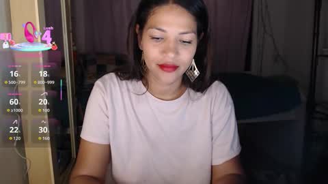 Snapshot of makennaa_1 chatting on 10.15.25 MAKENNAA online show from 10.15.25