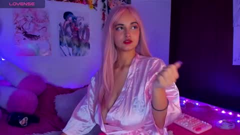 Maki Sins online show from 10.20.25