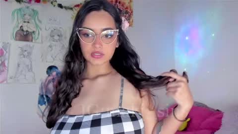 Maki Sins online show from 04.26.26