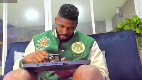 Makonnen online show from 12.08.24