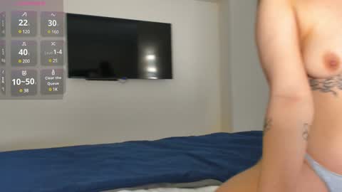 Snapshot of makota_ray chatting on 01.12.25 Mati online show from 01.12.25