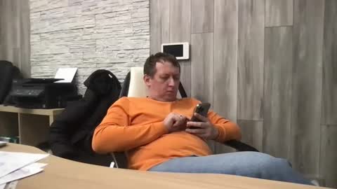Snapshot of maks199402 chatting on 03.18.26 maksoffice online show from 03.18.26