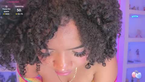 Snapshot of malaikabrown chatting on 02.12.25 online show from 02.12.25