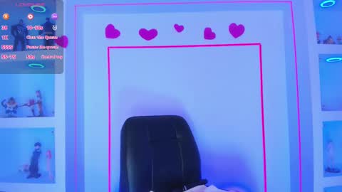 Snapshot of malaikabrown chatting on 03.01.25 online show from 03.01.25