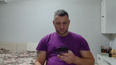 Snapshot of malchyshka chatting on 12.10.24 malchyshka online show from 12.10.24