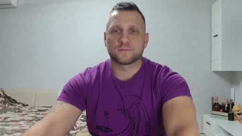 Snapshot of malchyshka chatting on 12.12.24 malchyshka online show from 12.12.24